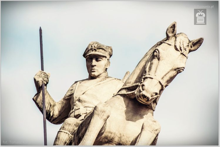 Pomnik 15 Pułku Ułanów w Poznaniu (fot. Tomasz Koryl)