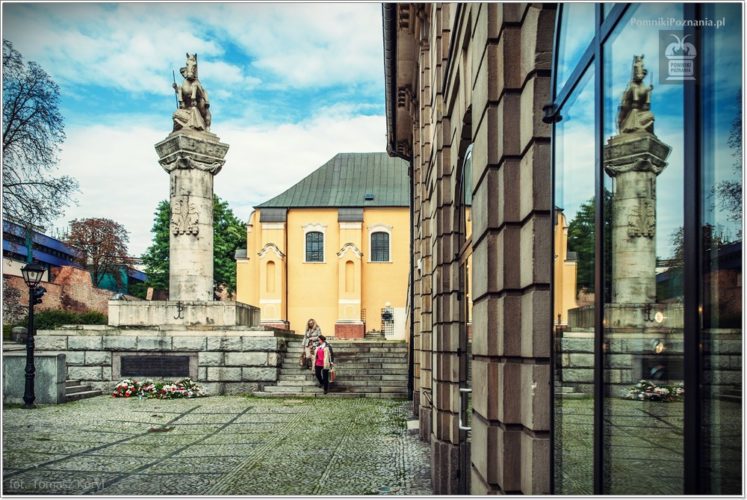 Pomnik 15 Pułku Ułanów w Poznaniu (fot. Tomasz Koryl)
