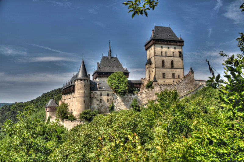 Zamek Karlštejn (fot. Lukáš Kalista, CC BY-SA 4.0)