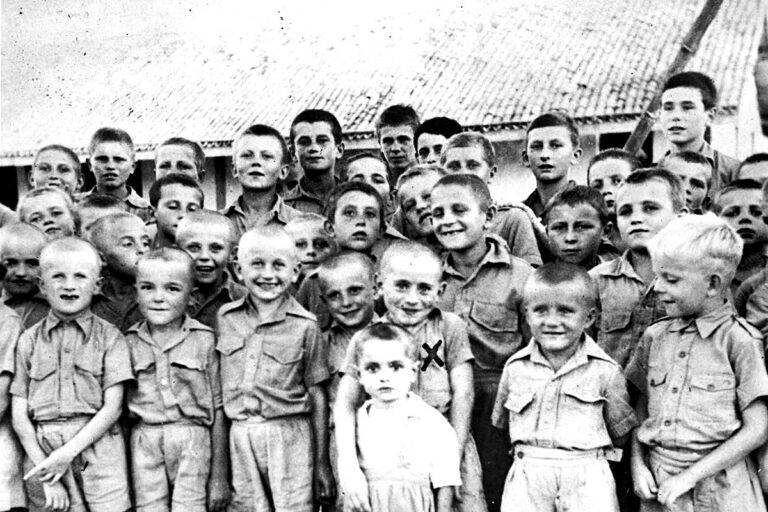 Jak indyjski maharadża ratował polskie dzieci. Jam Sahib i ośrodek uchodźczy w Balachadi